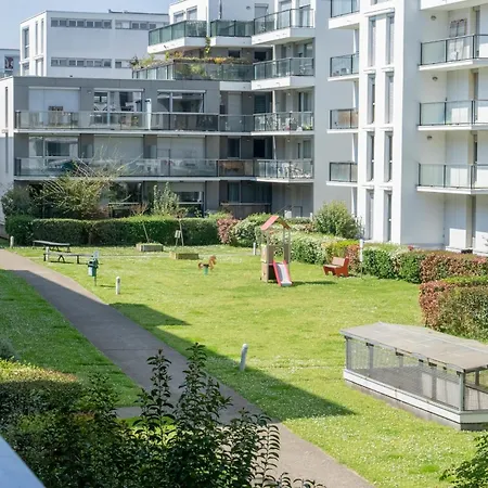 Lejlighed Spacious Family Flat In A Quiet Area
