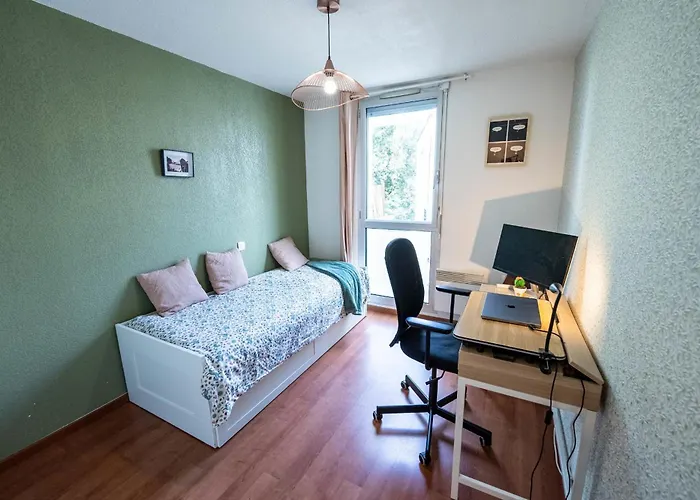 Spacious Family Flat In A Quiet Area