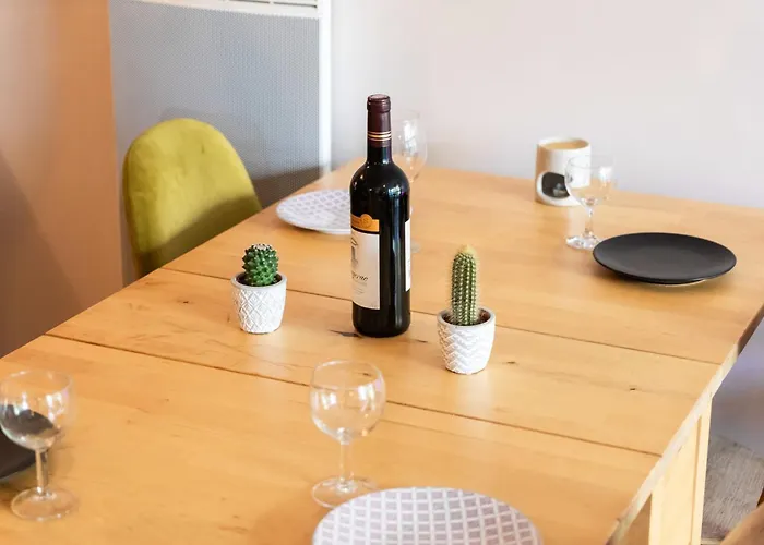 Spacious Family Flat In A Quiet Area * Bordeaux