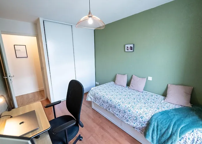 Spacious Family Flat In A Quiet Area * 波尔多