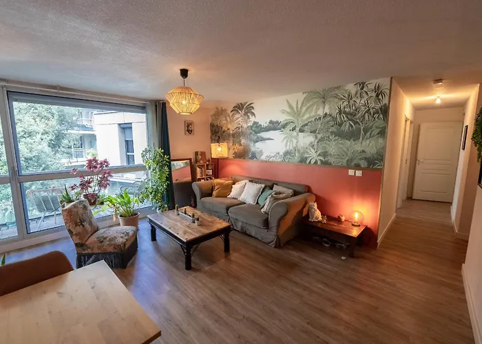 Spacious Family Flat In A Quiet Area Bordeaux